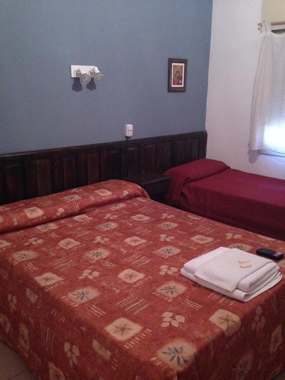 Hotel Gure Echea Villa Carlos Paz Bilik gambar
